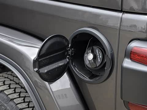 2019�� 2.0T Sahara ���ŵ綯����� ��VI