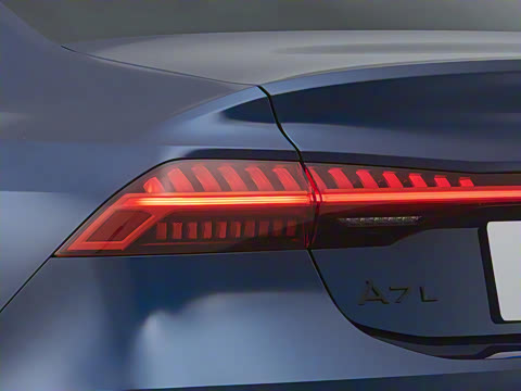 2022�� 55 TFSI quattro S-line ��Զ���׺���װ