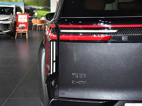 2025�� 180 ��������Ultra���� 7��