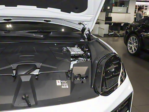 2025�� Cayenne 3.0T ���ΰ�