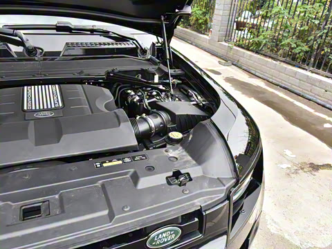 2025�� 90 5.0T V8