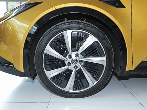 2025�� 630 MAX���а�