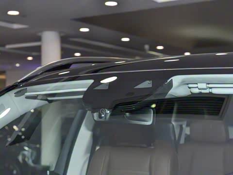 2025�� GLS 450 4MATIC ������