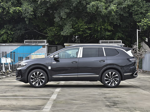 2026�� 450TSI �������� 6��