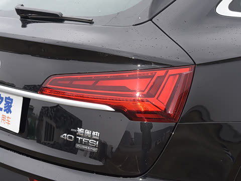 2022�� 40 TFSI ������