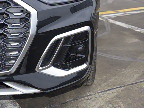 2022�� 40 TFSI ������