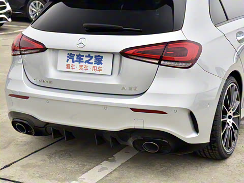 2022�� AMG A 35 4MATIC