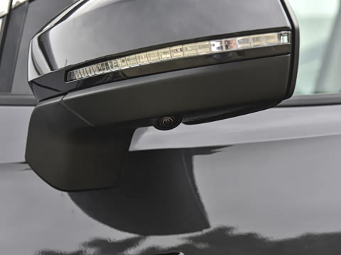 2026�� 450TSI �������� 6��