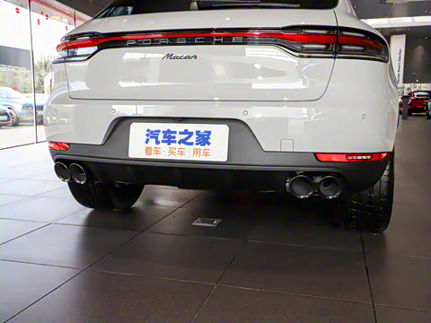 2020�� Macan 2.0T