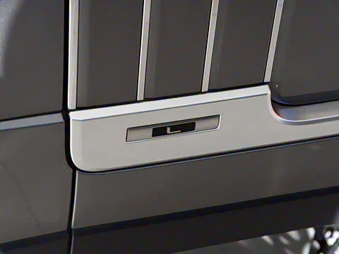 2022�� 5.0 SC V8 565PS SVA�۷崴���ӳ���