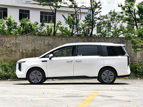 2025�� 527km ɭ�ֳ�������