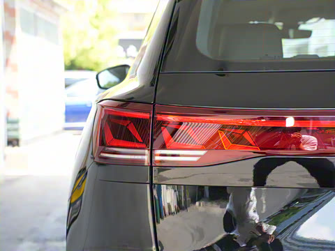 2025�� 2.0TSI ��Ӱ��