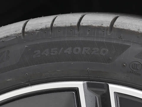 2025�� 530Li xDrive M�˶���װ