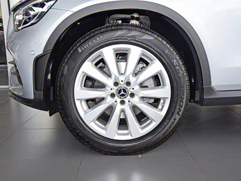 2022�� GLC 260 4MATIC ����SUV