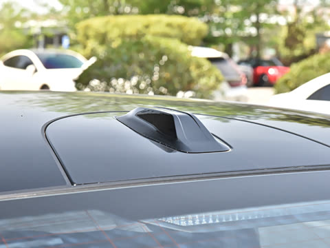 2025 xDrive 50L M˶װ