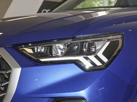 2025�� quattro 45�����ذ� 35TFSI ʱ�ж�����