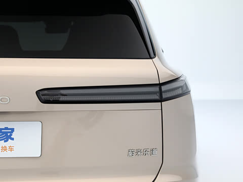 2025�� Ultra ������