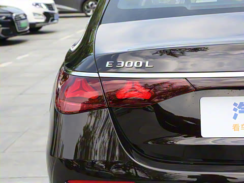 2025�� �Ŀ� E 300 L ʱ����