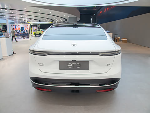 2025�� 102kWh ǩ����