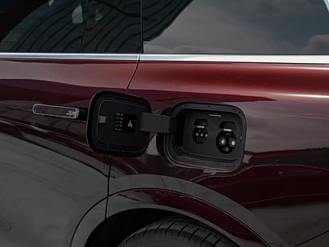 2025�� ���� Ultra�� 52kWh 5����