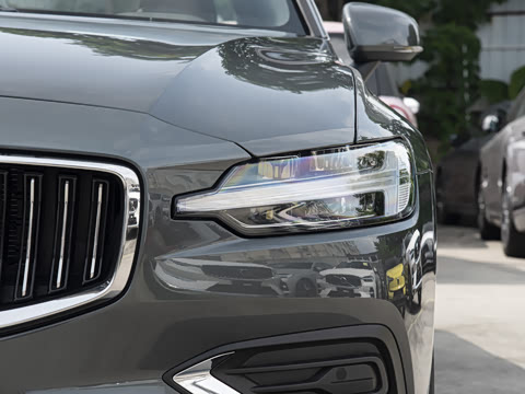 2026�� B4 ���ݺ�����