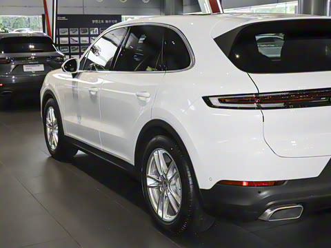 2025�� Cayenne 3.0T ���ΰ�