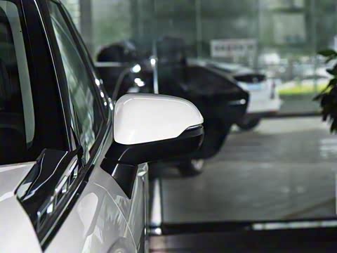 2019�� 240TURBO ������Ӣ��