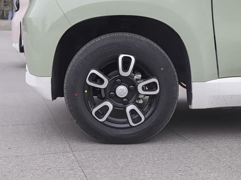 2025�� Pro 282km ���ư�