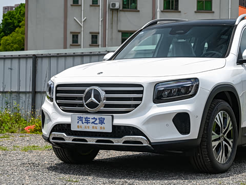 2025�� GLB 220 ������