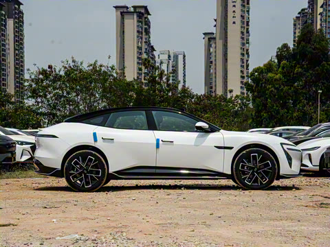 2025�� Max�����