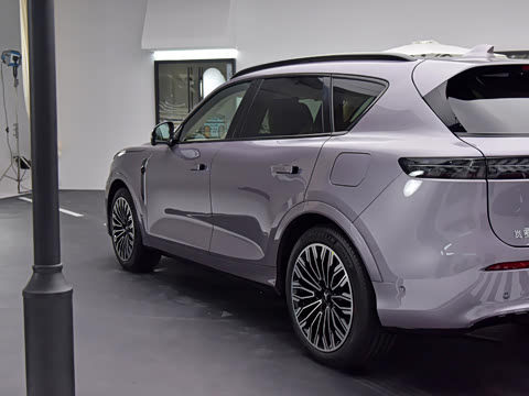 2025�� FREE+ ����Ǭ����