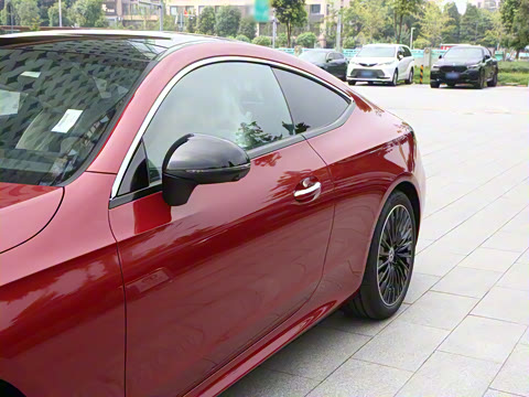 2025�� CLE 300 4MATIC �����ͽ��ܳ�