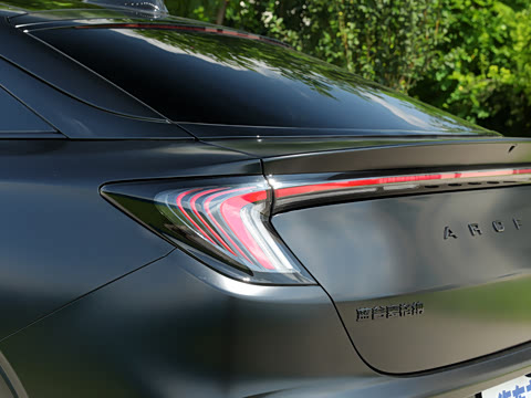 2022�� HI�� �߽װ�