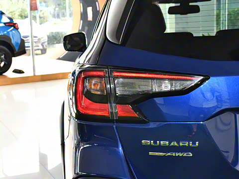 2023�� 2.5i AWD�콢�� EyeSight