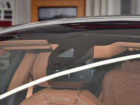 2026�� 4.0T V8 Mulliner