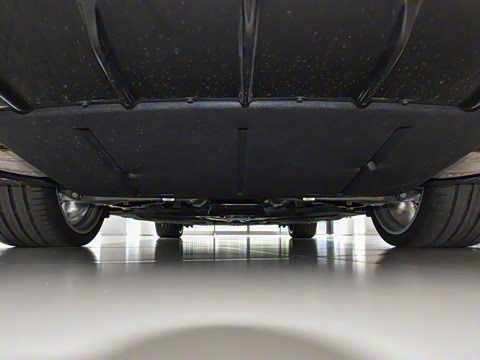 2026�� 4.0T V8 Mulliner