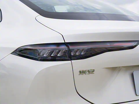 2025�� 650 ������