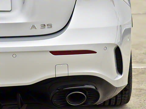 2022�� AMG A 35 4MATIC