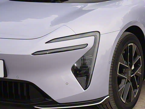 2025�� Ultra�����