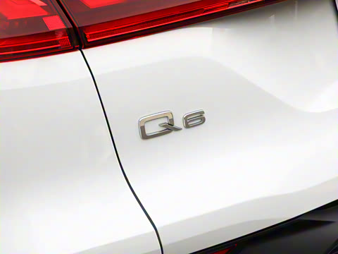 2023�� 50 TFSI quattro ������ ������װ