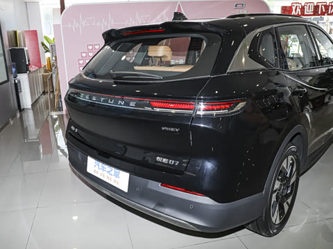 2025�� 210km ������