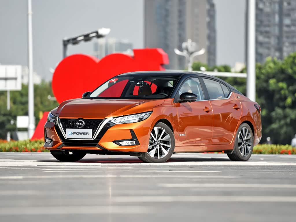 Nissan Sylphy Zero Emission, Седан: фото поколения