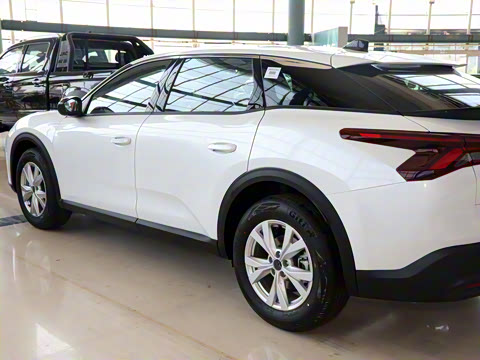 2025�� 1.6T �����