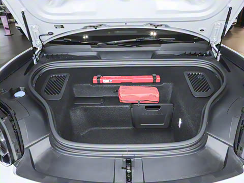 2024�� Macan ��������