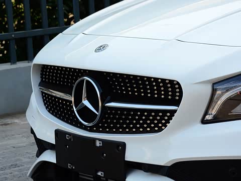 2019�� CLA 220 4MATIC