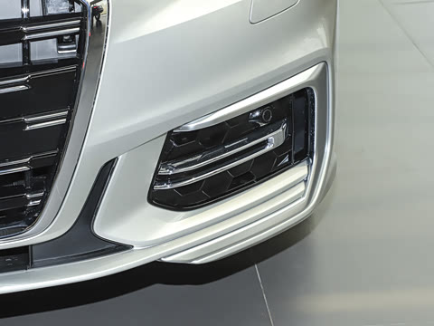 2025�� �Ŀ� 45 TFSI quattro ��ѡ������