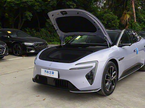 2025�� Ultra�����