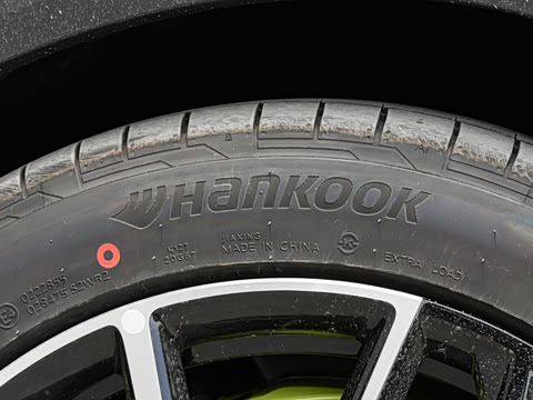 2025�� 560MAX 185kW