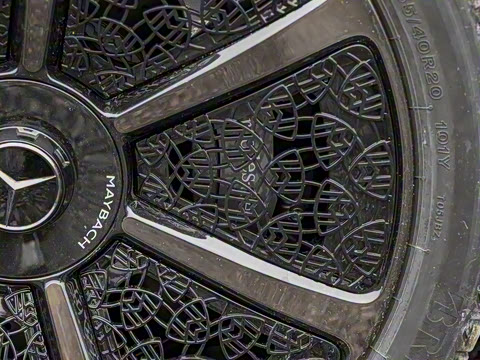 2025�� �Ŀ� S 680 4MATIC ��ҹ��