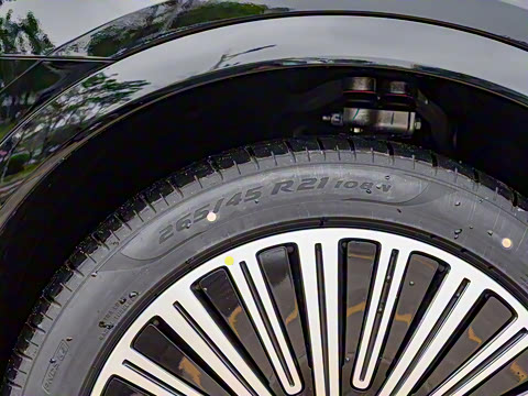 2025�� ���� Ultra�� 100kWh 6����